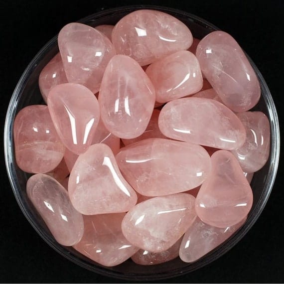 Rose Quartz Tumble gemstone